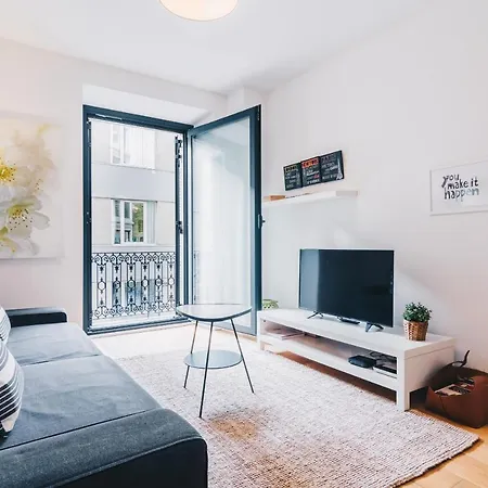 Domo By People Сан-Себастьян